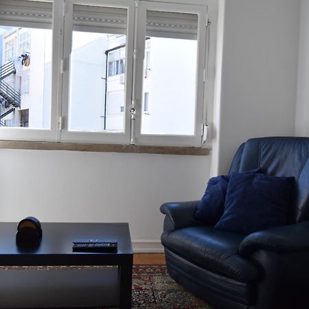 Young Apartment Lisabona Exterior foto
