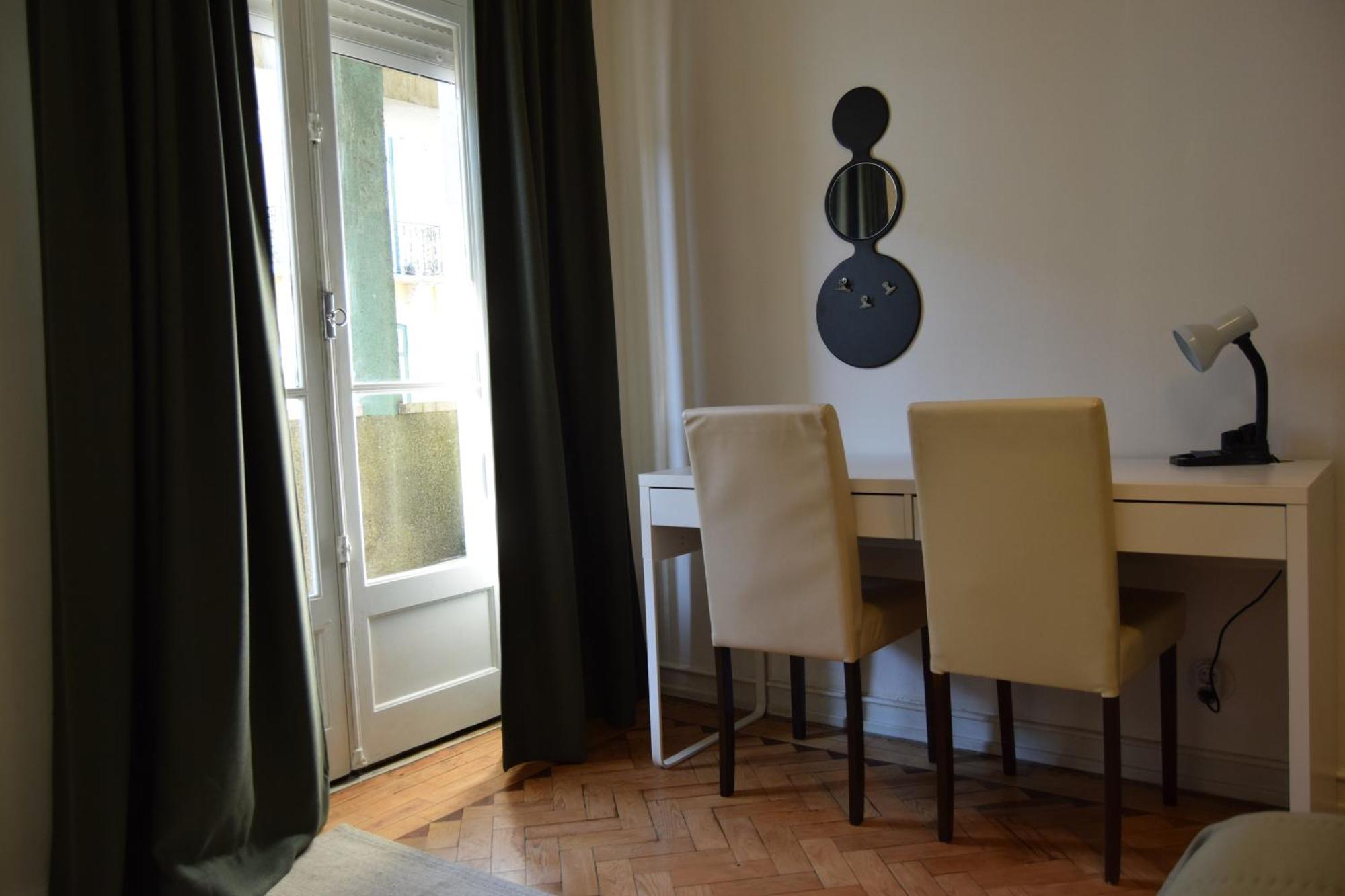 Young Apartment Lisabona Exterior foto